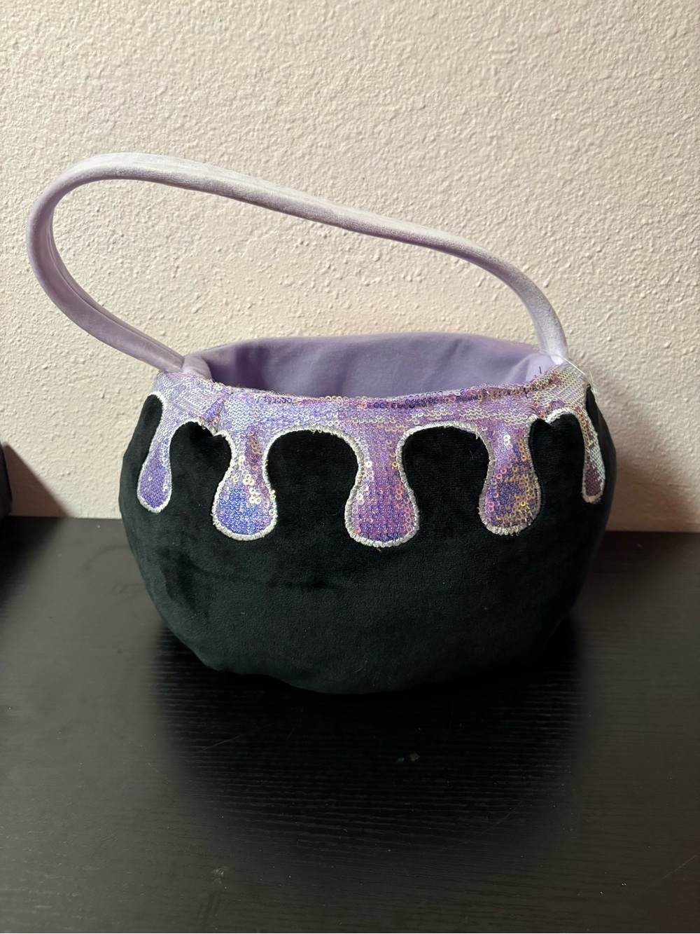 Halloween Plush Cauldron Candy Basket Black Purple Sequin Trick or Treat Bag - Picture 4 of 8